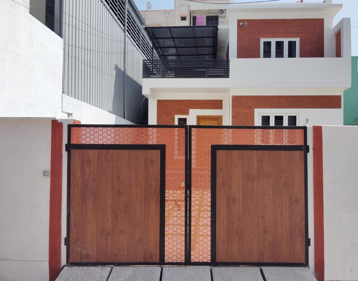 Crimson Villa Puducherry Buitenkant foto